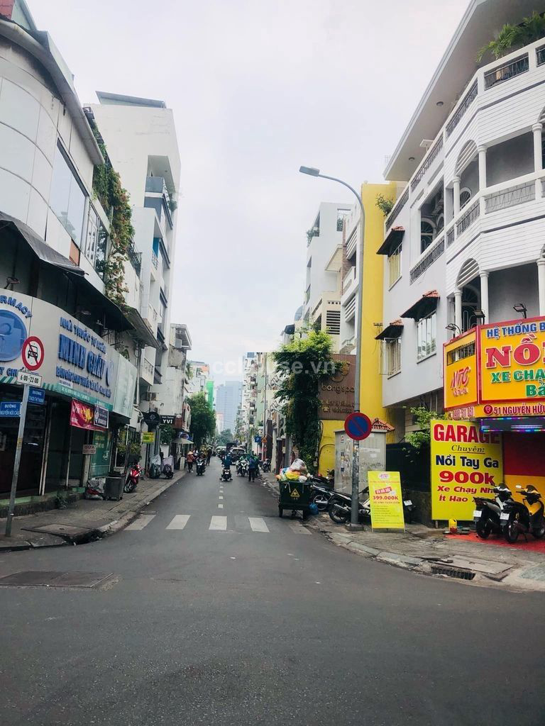 MẶT TIỀN ĐƯỜNG HUYỀN QUANG, KHU TRUNG TÂM ĐẮC ĐỊA QUẬN 1_ GIÁ 11,5 TỶ