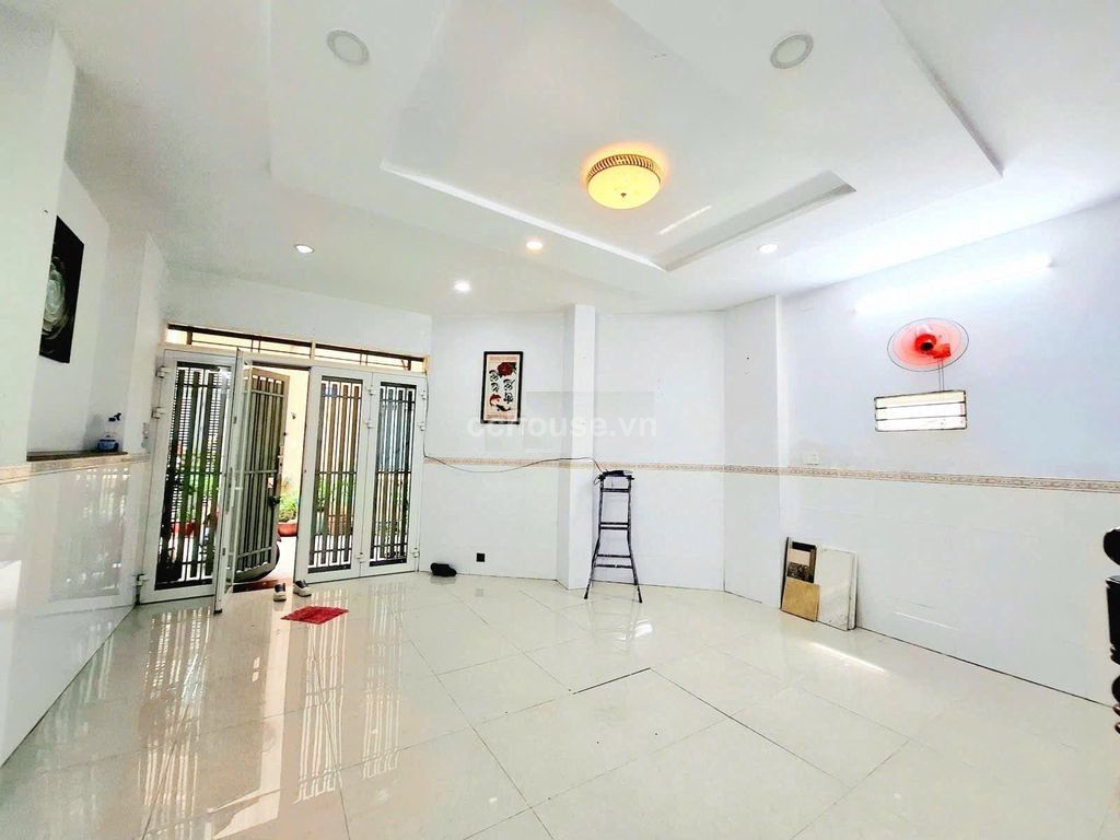 Bán nhà hẻm XH Đồng Xoài, P.Tân Bình. DT 43m2, 3 tầng ST