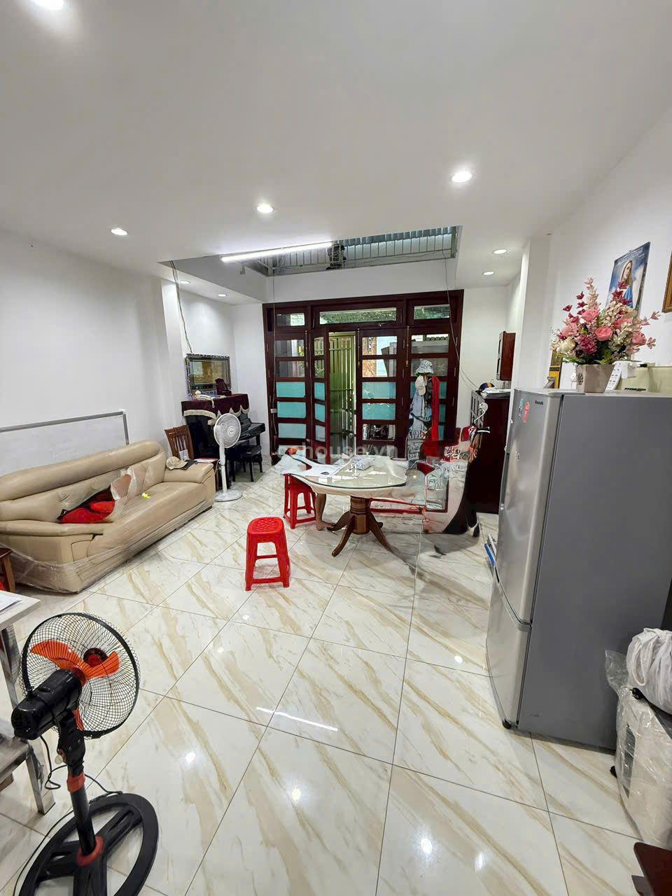 Sieu-Pham--Ngang-5M-Ngay-Trung-Tam--Q-Tan-binh-id8636