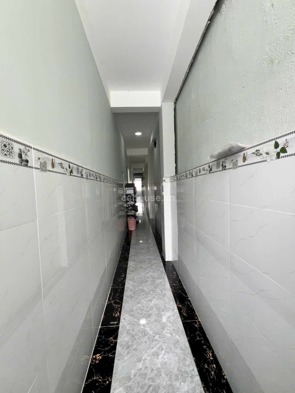 Bán nhà HXH Dương Quảng Hàm, P.An Nhơn. DT 4.6x30m, 4 tầng ST