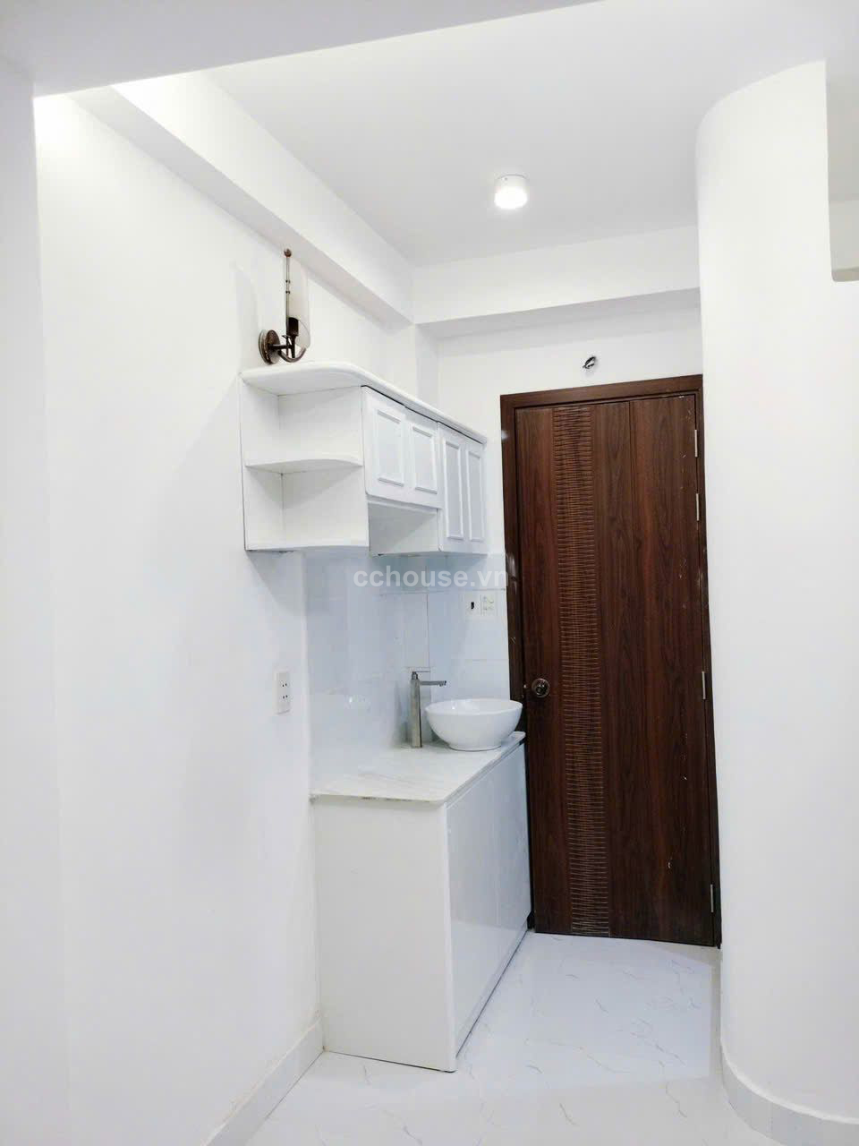 NHÀ HẺM KHU VỰC TRUNG TÂM  - DÒNG TIỀN THUÊ CAO - 5 TẦNG 