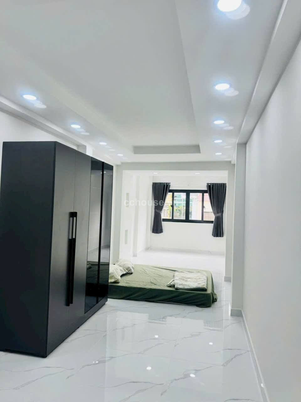 Bán nhà 4 tầng khu kinh doanh mặt tiền Nhật Tảo phường 8 Q10
