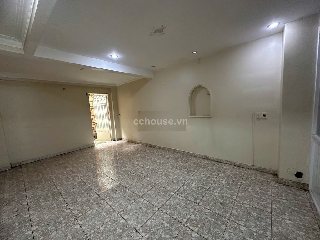 Cho thuê nhà MT Đặng Văn Ngữ, P.Phú Nhuận. DT 4x20m, 5 tầng