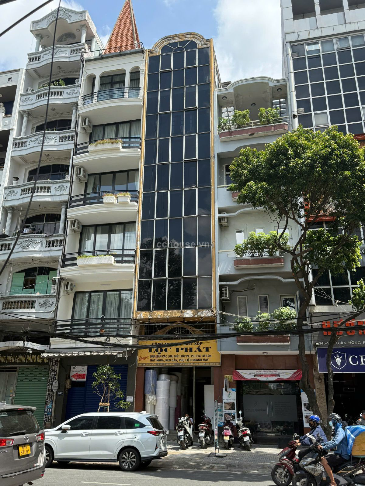Tòa nhà MT Xuân Hồng, P.Bảy Hiền. DT 4x19m, 7 tầng ST