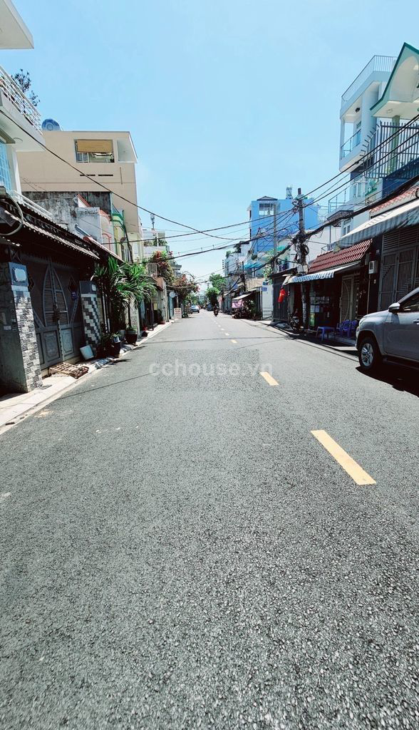 Bán nhà MT Nguyễn Văn Yến, P.Phú Thạnh. DT 4.8x13.4m, 2 tầng
