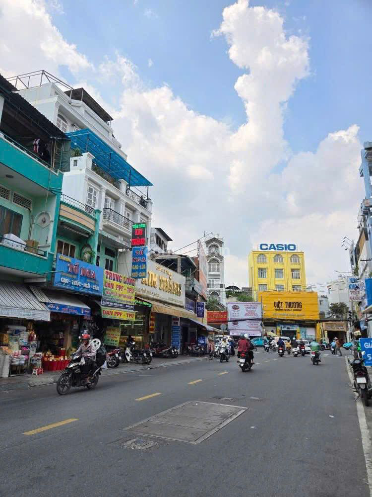 MẶT TIỀN TÔ HIẾN THÀNH, DT: 99M2, 5 TẦNG KIÊN CỐ, NỞ HẬU TÀI LỘC, 28,8 TỶ