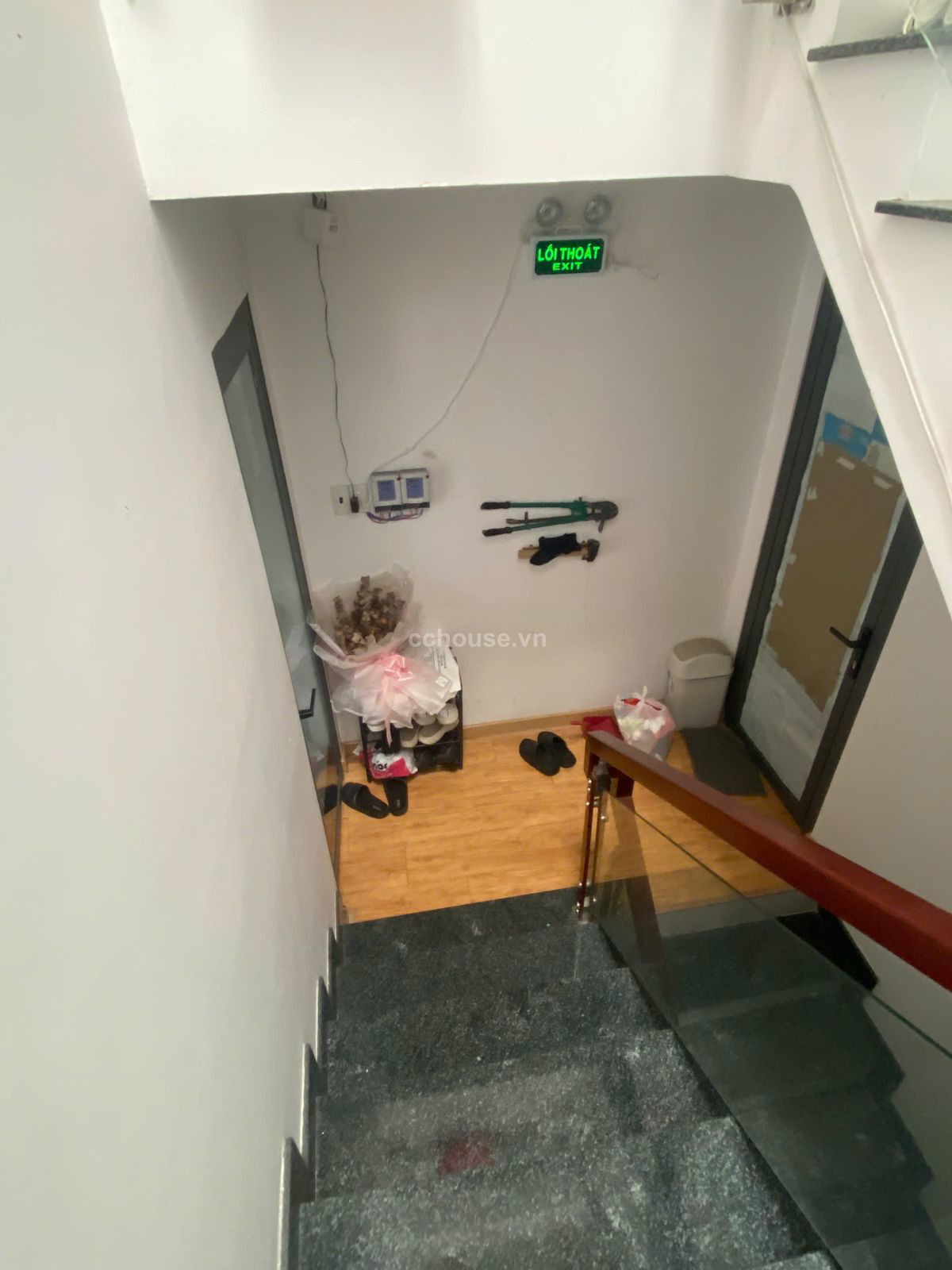 NHÀ HẺM XE HƠI 5M NGUYỄN TIỂU LA QUẬN 10 ( DT 4.5x15 , Giá 11.5ty )