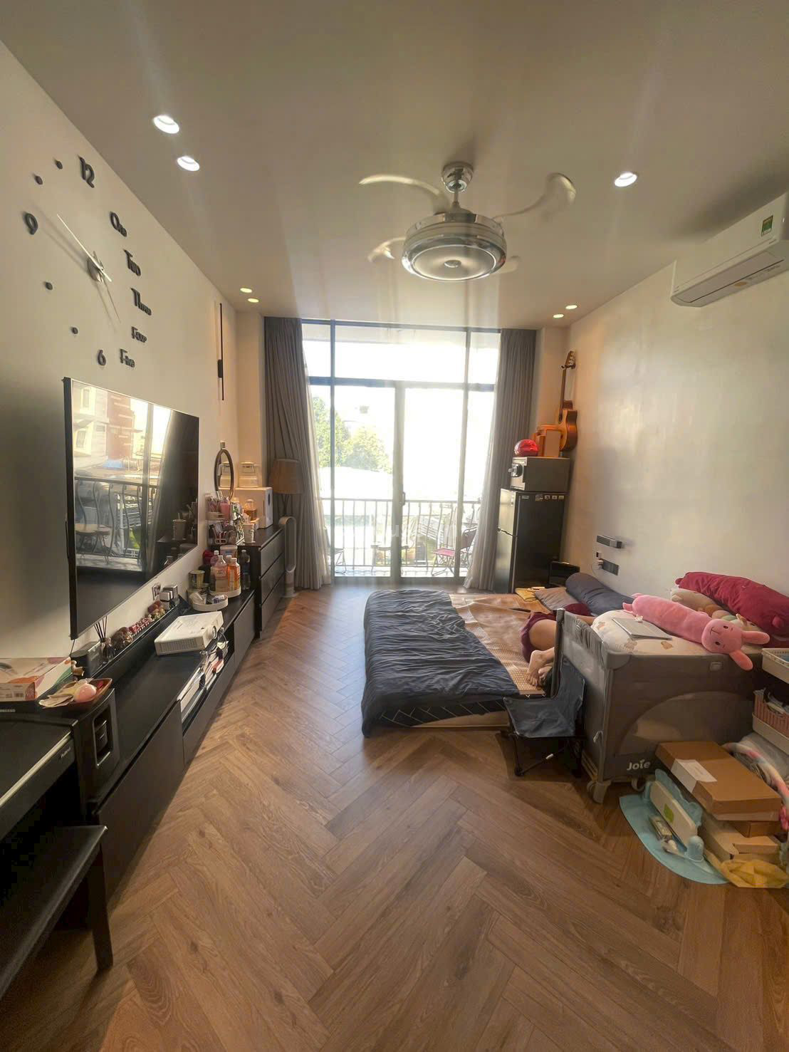  Toà nhà Măt tiền Kinh doanh 5 tầng  ngay Lê Văn sỹ  . Q .Phú nhuận  