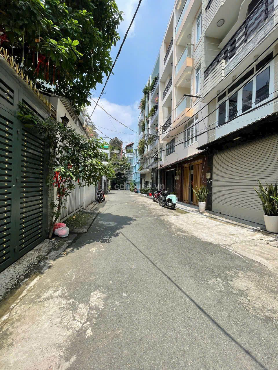 Hẻm xe tải khu có rất hiếm nhà bán  Phan đăng Lưu - Q.Phú nhuận .