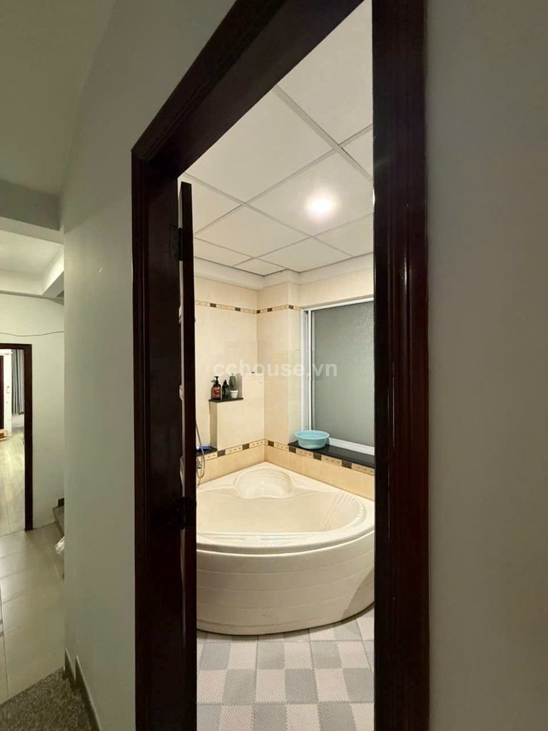 Bán nhà HXH Bạch Đằng, P.Bình Thạnh. DT 4x16.45m, 4 tầng MCT