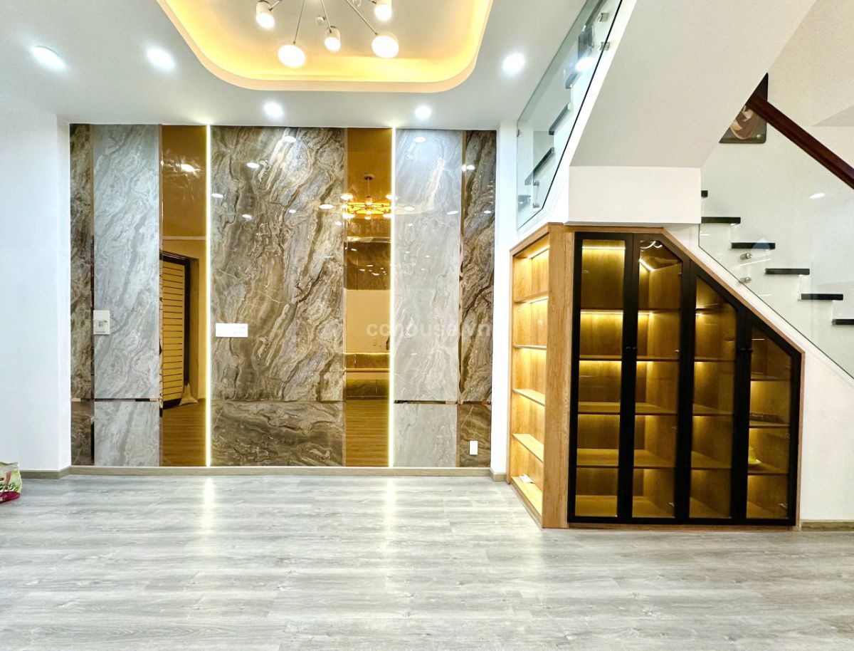 Góc 2 Mặt tiền HXH đoạn Nguyễn Văn Trỗi