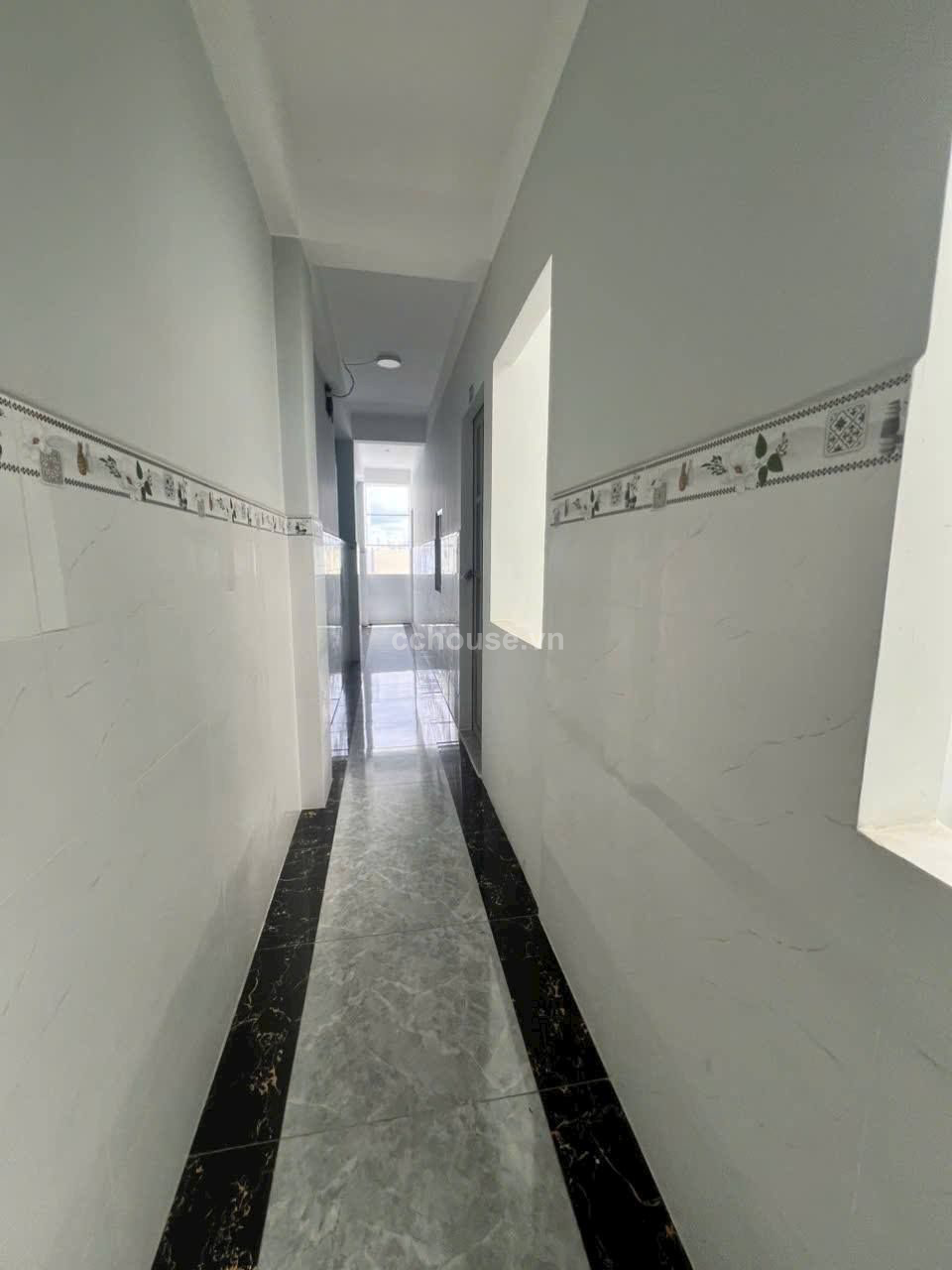 Bán nhà HXH Dương Quảng Hàm, P.An Nhơn. DT 4.6x30m, 4 tầng ST