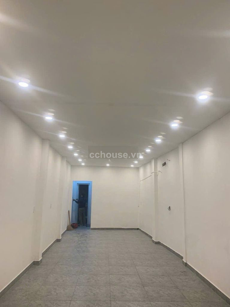 Cho thuê nhà MT Quang Trung, P.Gò Vấp. DT 3.8x15m, 3 tầng ST
