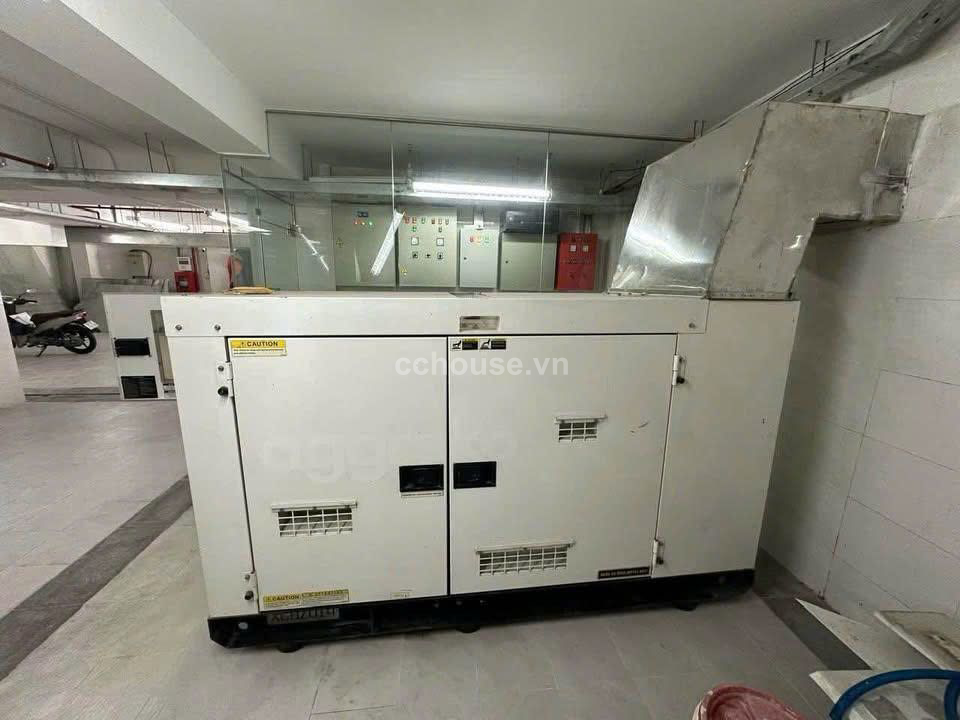 Tòa Nhà Căn Góc 2 Mặt Tiền Ngay UBND TP. Thủ Đức. Hầm + 8 Tầng. DT 15*15m. HĐT 350tr. Giá 150 Tỷ 