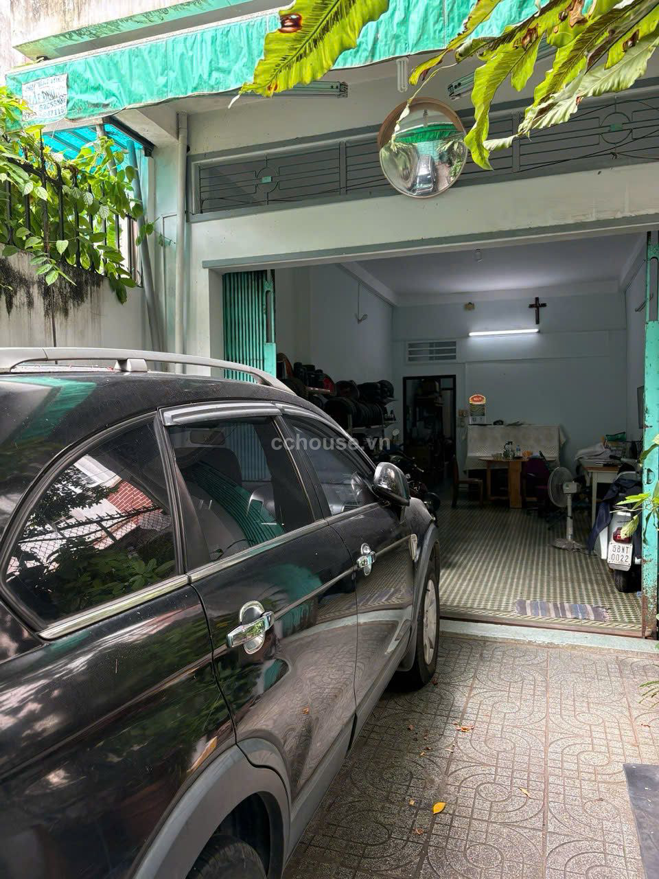 Nhà hẻm xe hơi ngay Cộng Hoà .P 13 .Q Tân Bình 