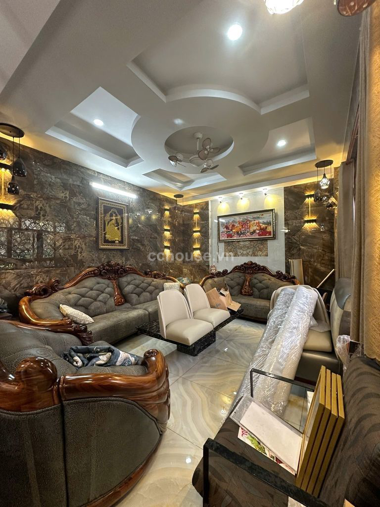 Biet-thu-MT-Duong-36-Thu-Duc-DT-18x25m-ham-3-tang-ST-thang-may-id8325