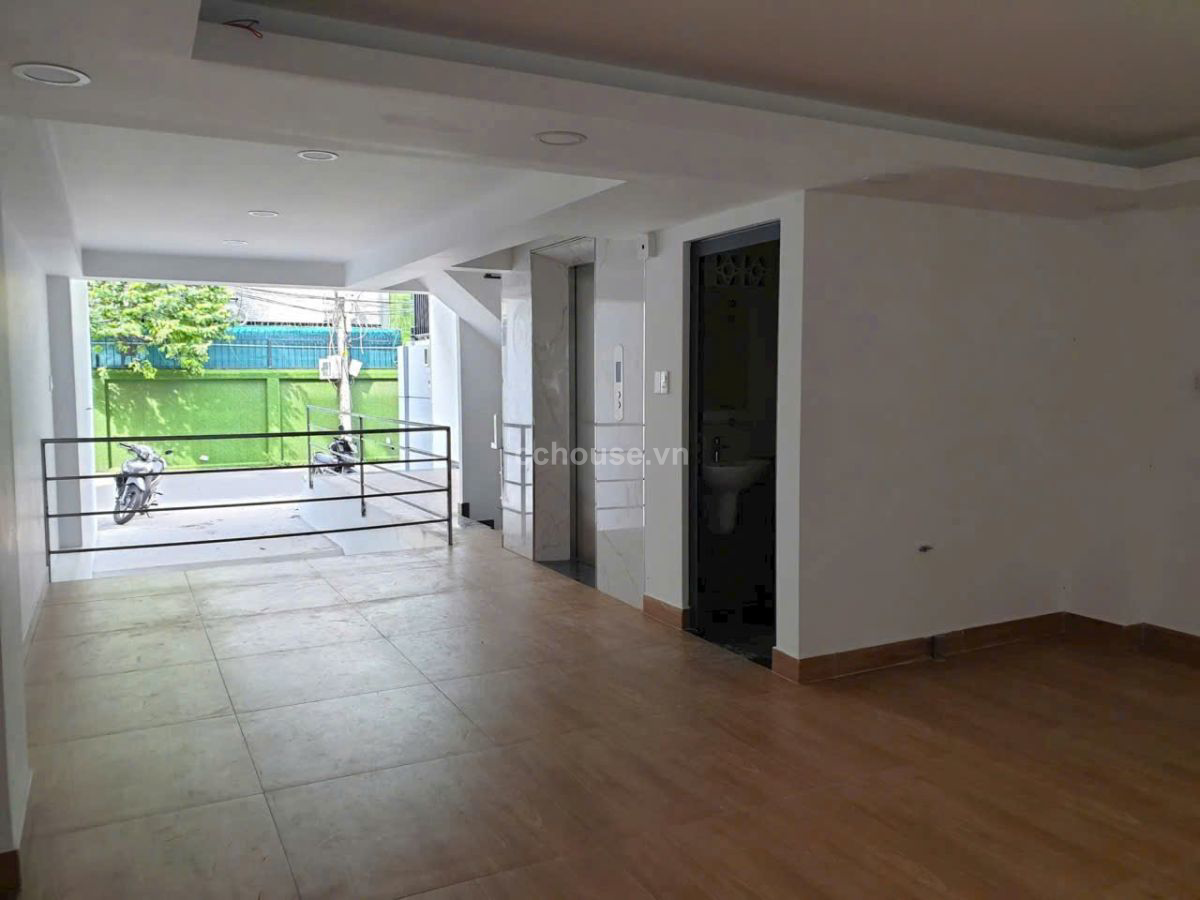 BÁN NHÀ HẺM 8M ĐƯỜNG CAO THẮNG, P.12, QUẬN 10, DT 5.1*20M, KC 8 LẦU, GIÁ 27 TỶ