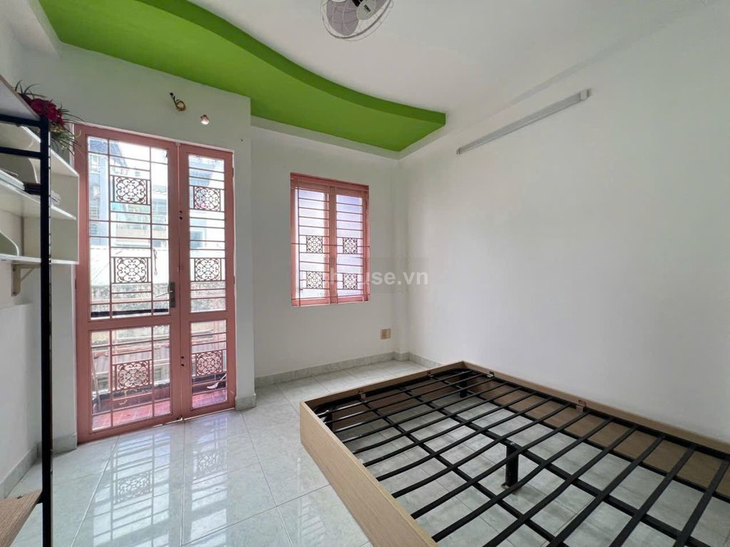 Bán nhà hẻm 69 Cao Thắng, P.Phú Nhuận. DT 3.75x11m, 4 tầng