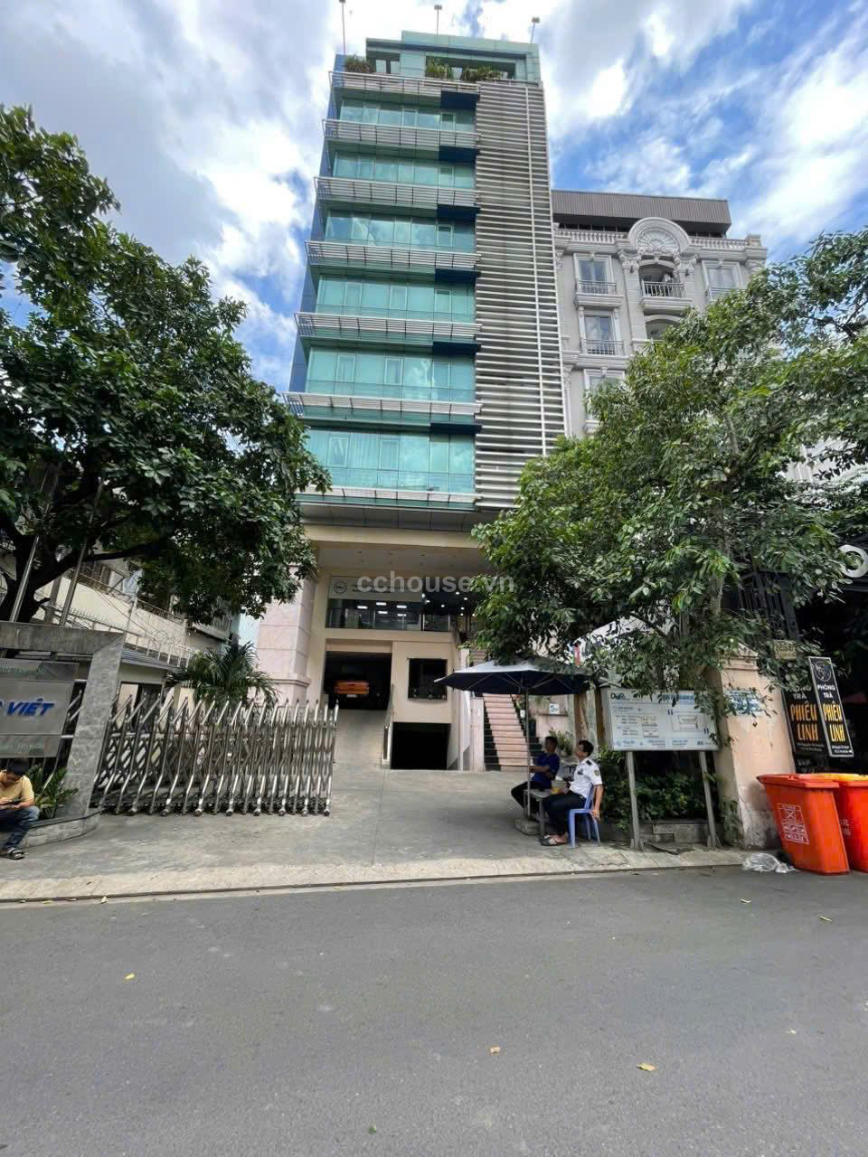 CHUYỂN NHƯỢNG TÒA NHÀ 23 NGUYỄN THỊ HUỲNH, PHÚ NHUẬN 