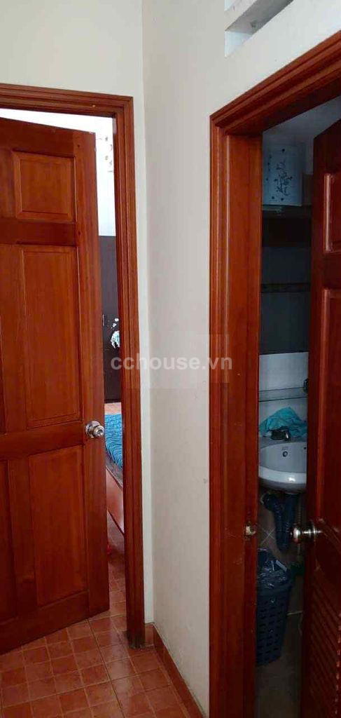 Bán nhà HXH 6m 443 Lê Văn Sỹ, P.Nhiêu Lộc. DT 3.4x18m, 4 tầng ST