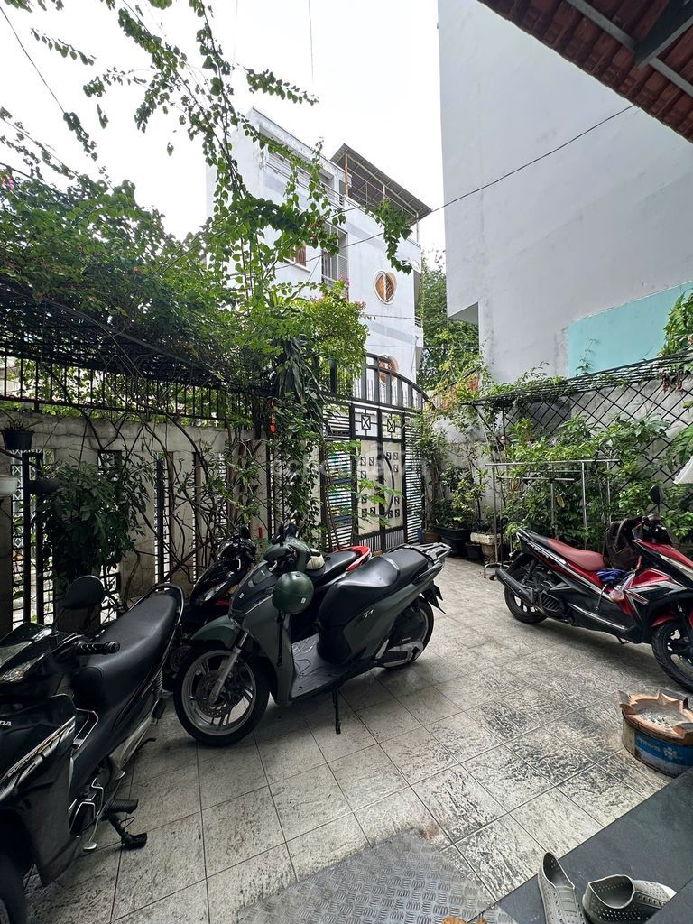 Bán nhà căn góc MT Lê Trọng Tấn, P.Sơn Kỳ. DT 120,9m², 4 tầng