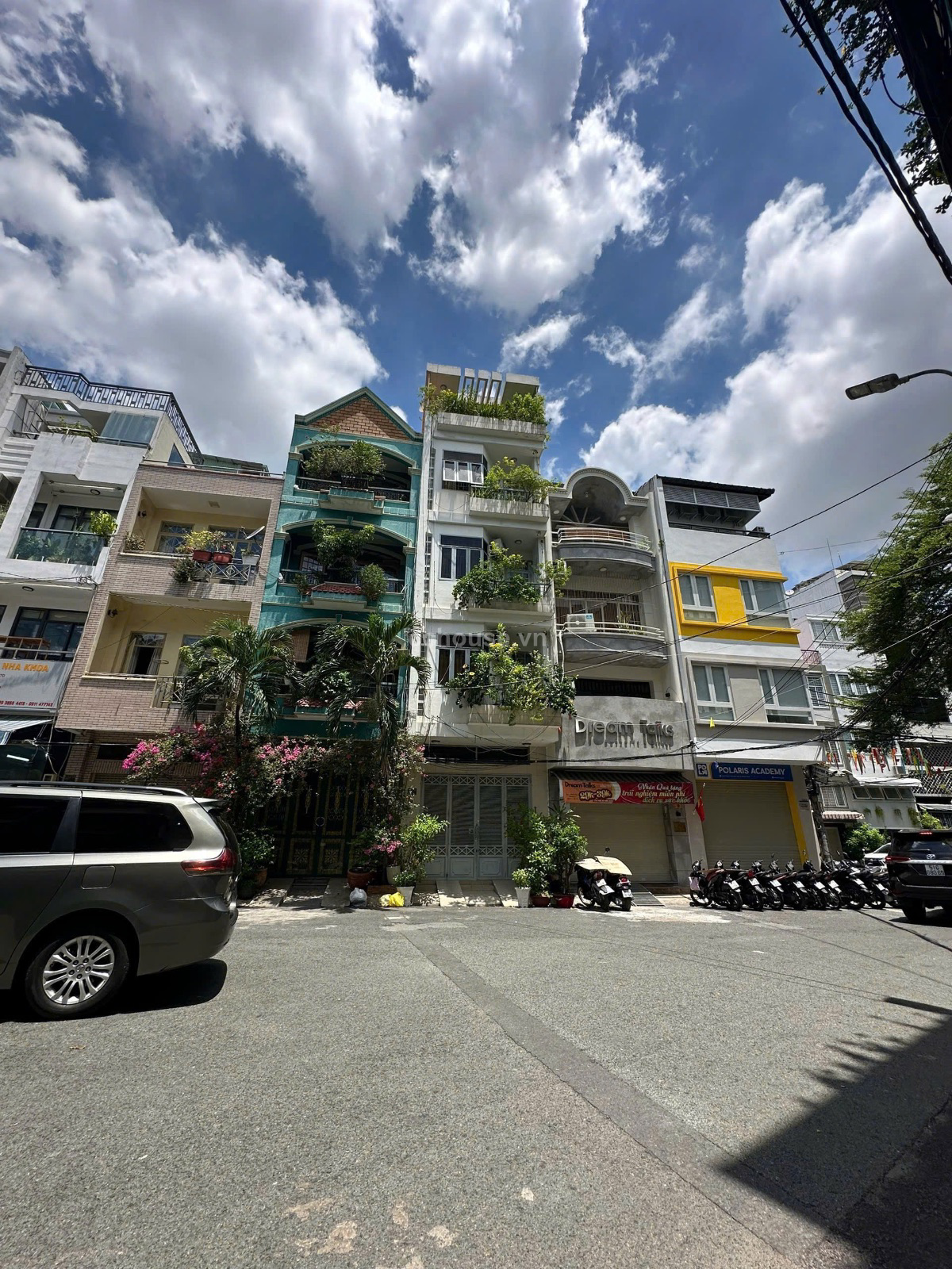 Bán hẻm xe tải 134 Thành Thái. 4.2 x 16m, 5 tầng
