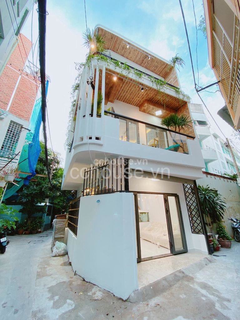 BÁN NHÀ HẺM RỘNG HÒA HẢO, P.4, Q.10, DT 4.4*9M, KC 4 LÀU, GIÁ 8.5 TỶ