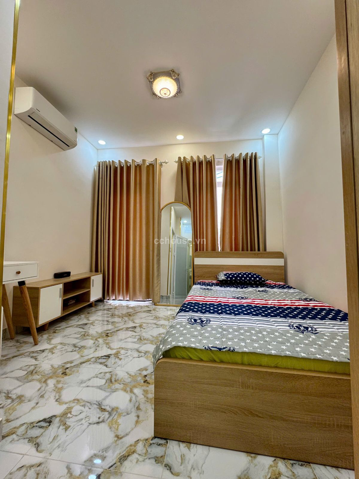 Nhà Hẻm xe hơi Bùi thị Xuân.Tân Bình 