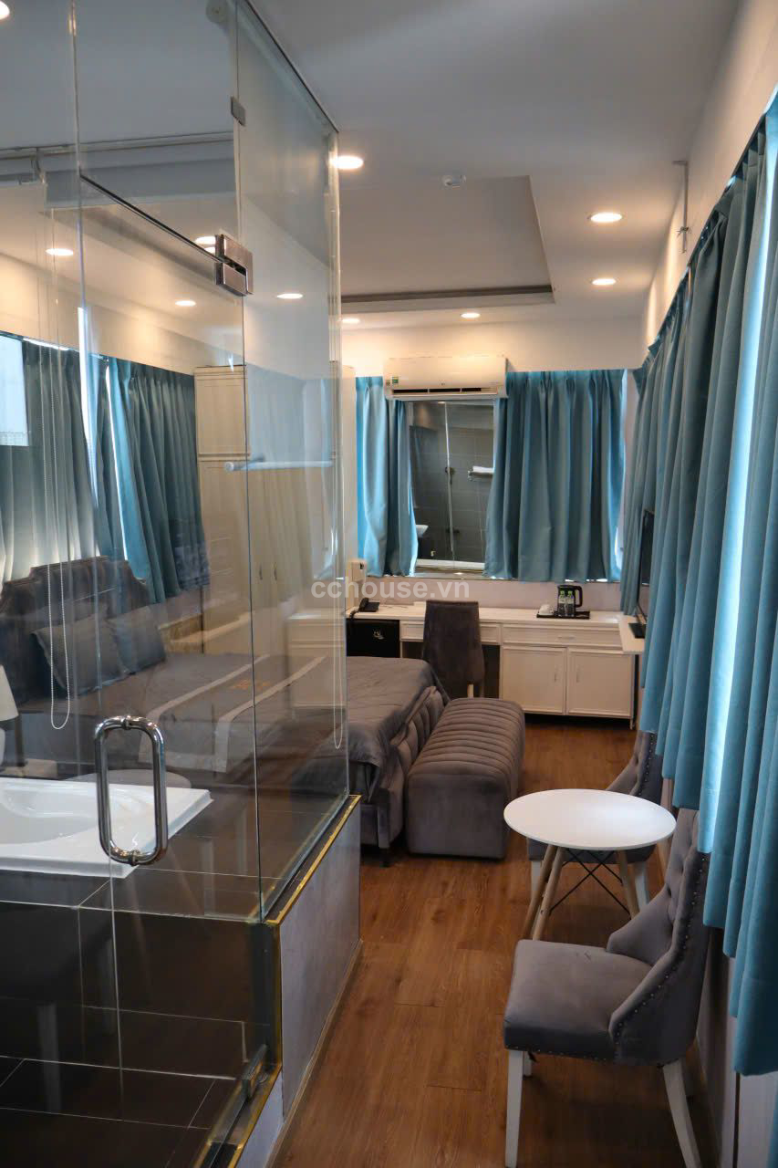 Bán khách sạn MT Phan Đình Phùng, P.Cầu Kiệu. DT 100m2, hầm 7 tầng