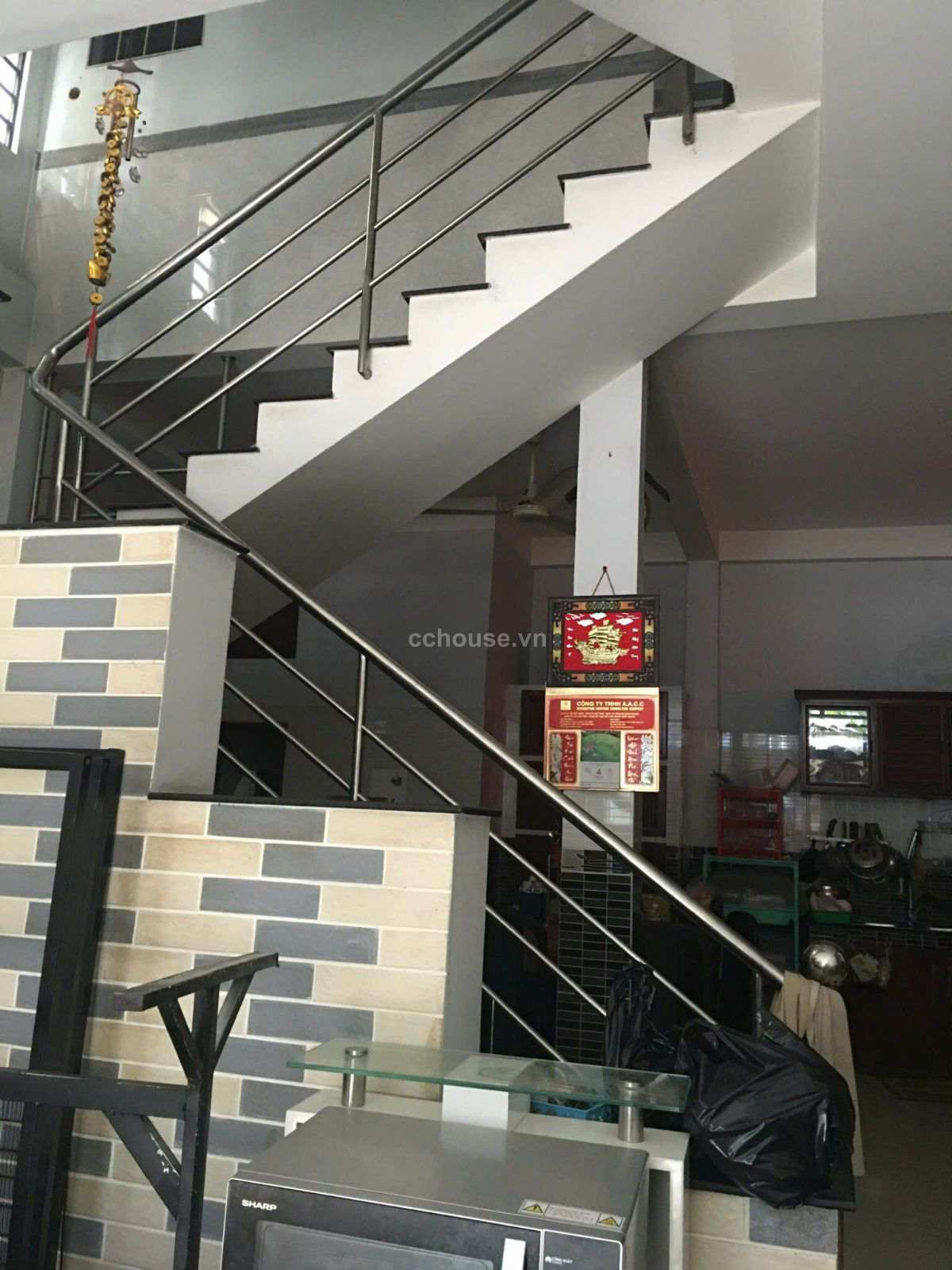 Nhà hẻm Tô hiến thành .Q10 . Dt : 5 X14m . Nở hậu : 6.5m