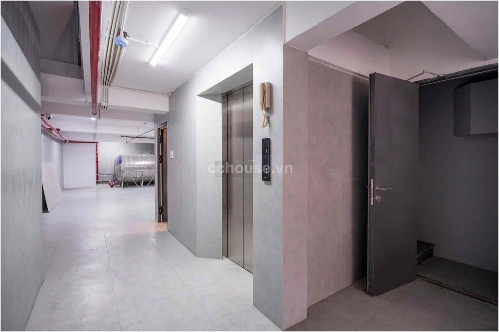 Tòa nhà CHDV Bình Quới, P.Bình Quới. DT 5x36m, hầm 7 tầng