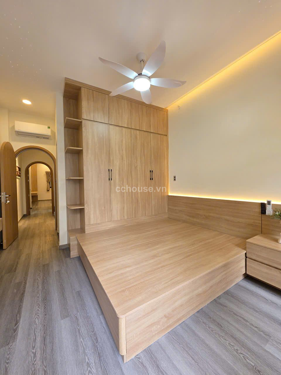 HXH 6m Lê Văn Sỹ Q.Tân Bình ( nay là Phường Tân Sơn Hoà, 60m2, 3 lầu , thang máy )