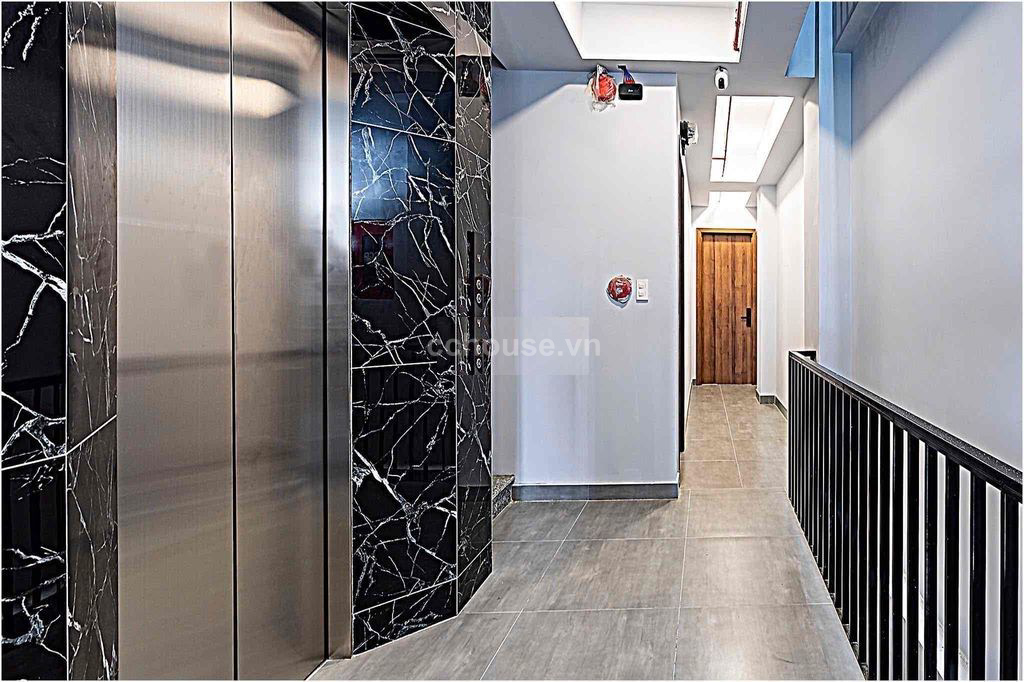 Tòa nhà CHDV Bình Quới, P.Bình Quới. DT 5x36m, hầm 7 tầng