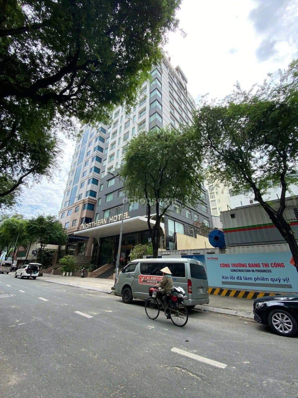 Chuyển nhượng Hotel 11 Thi Sách, Bến Nghé, Quận 1 kết cấu 2 Hầm 15 tầng 