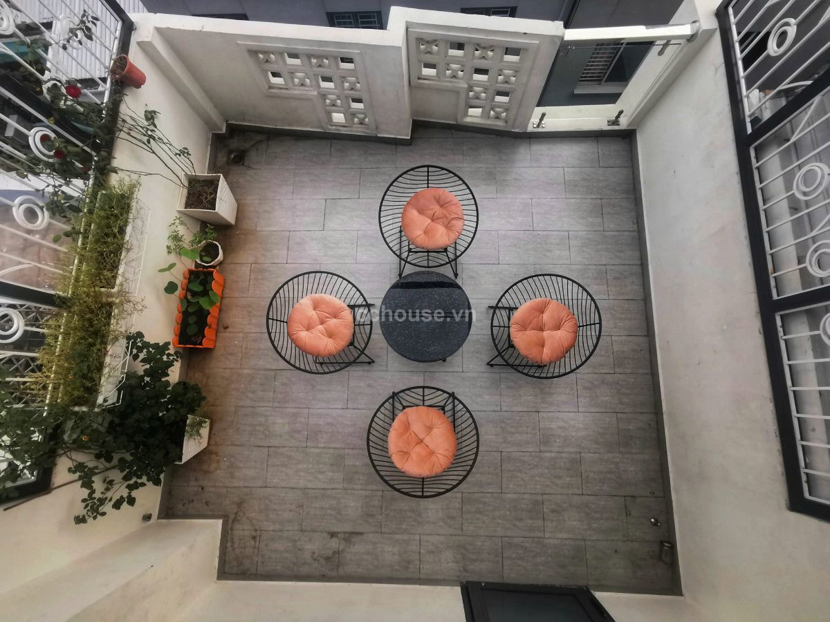 NHÀ HẺM NÚI THÀNH, QUẬN TÂN BÌNH, DT: 4 X 15M, KC: TRỆT LỬNG 2 LẦU ST, GIÁ: 13.4 TỶ
