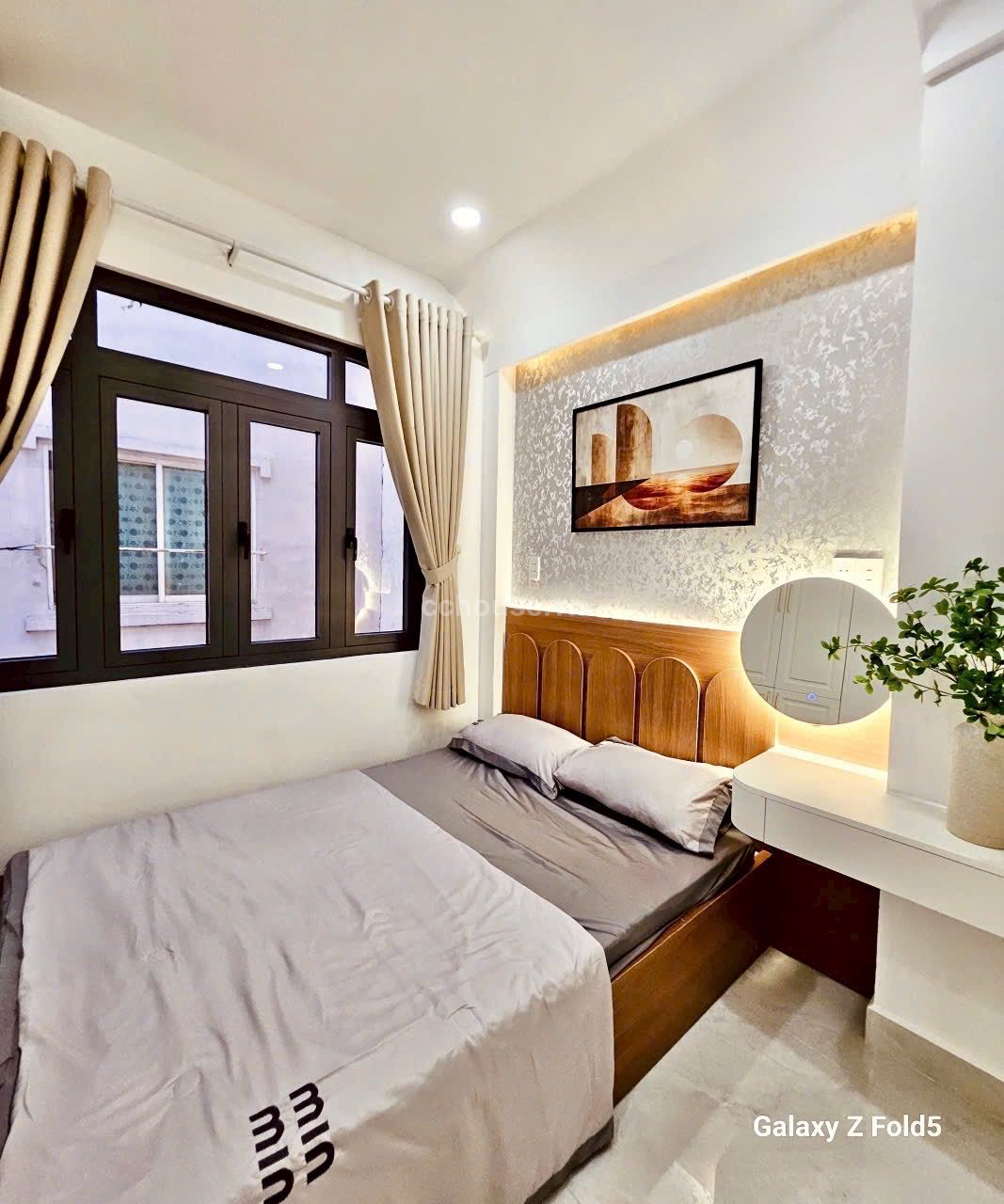 Bán nhà tặng full nội thất hẻm Hoàng Văn Thụ phường Đức Nhuận