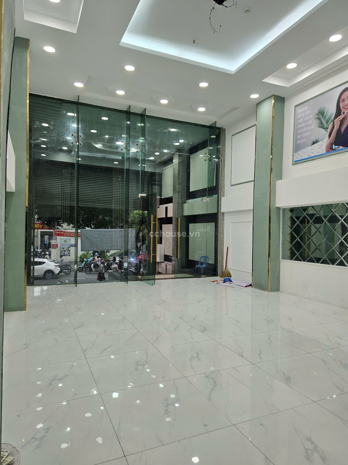 Tòa nhà MT Cao Thắng ngay Võ Văn Tần. DT 6x20m, hầm 8 tầng ST