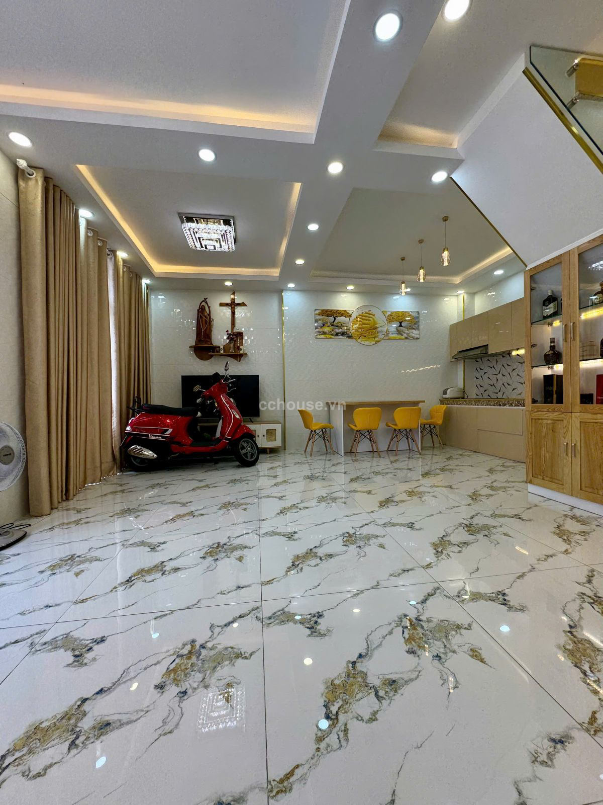Nhà Hẻm xe hơi Bùi thị Xuân.Tân Bình 