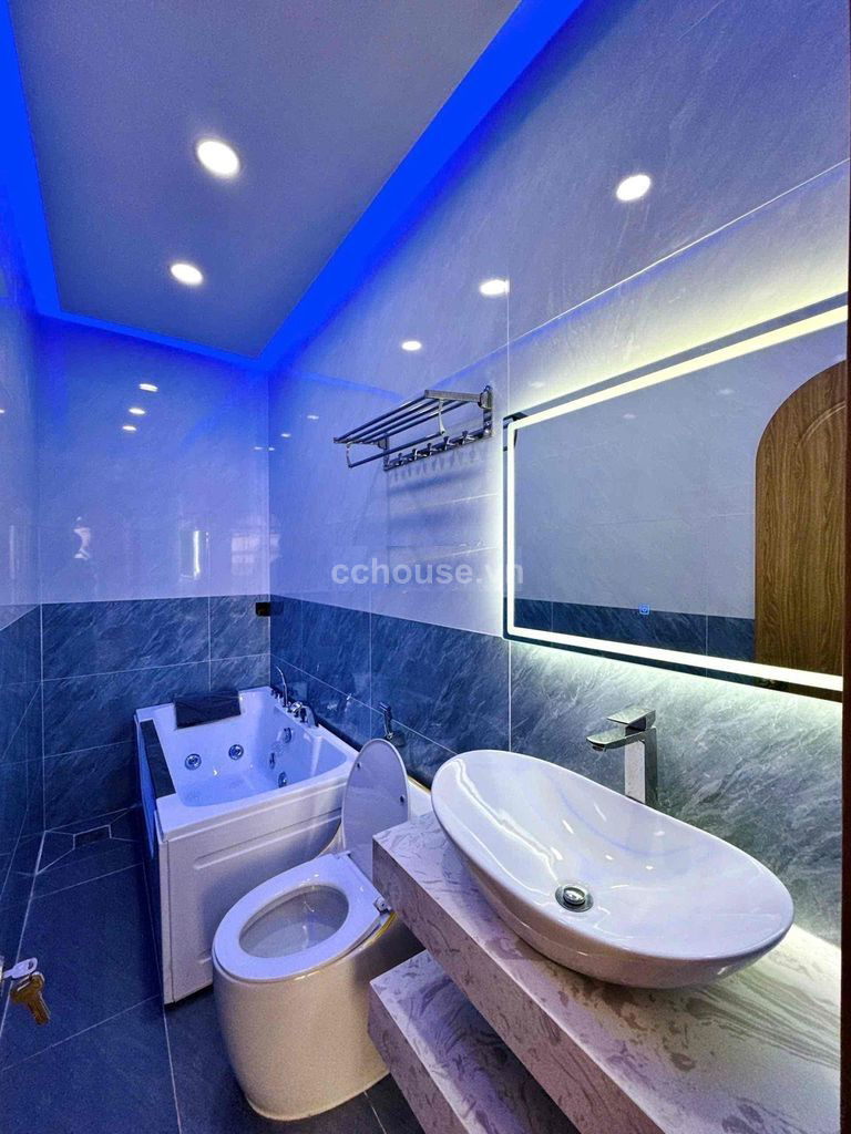 Hẻm xe hơi Gần mặt tiền Hoàng Văn Thụ .P.9. Q.Phú nhuận