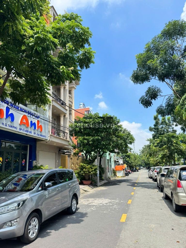 Cho thuê nhà NCMT đường S3, P.Tây Thạnh. DT 8x16m, 5 tầng