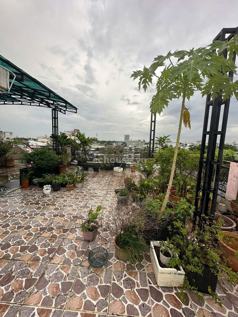 Biệt thự MT Đường 36, Thủ Đức. DT 18x25m, hầm 3 tầng ST thang máy