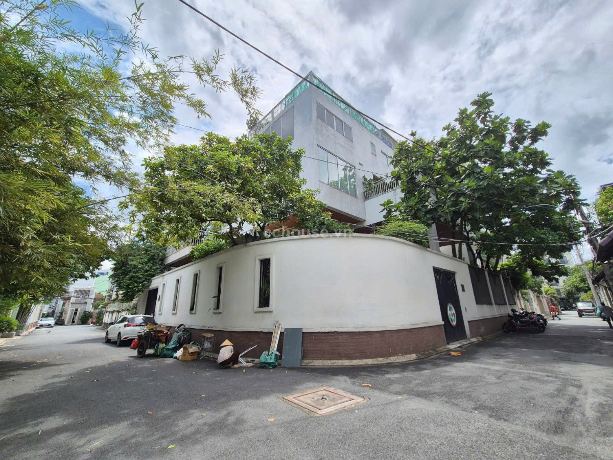 Biet-thu-Goc-2-MT-107388-Cach-Mang-Thang-8-Cu-Xa-Tu-Do-P-Tan-Son-Nhat-Dien-tich18x25m-CN430m-id8197