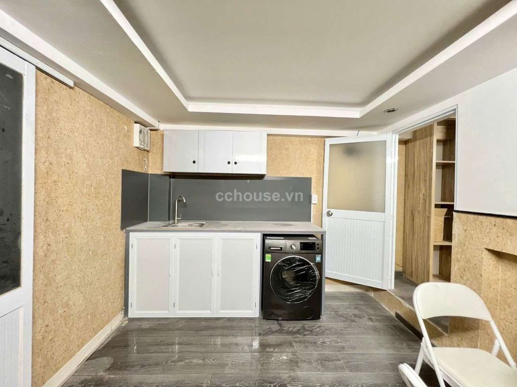 Bán nhà MT Phan Tây Hồ, P.Cầu Kiệu. DT 3.3x11m, đang làm CHDV