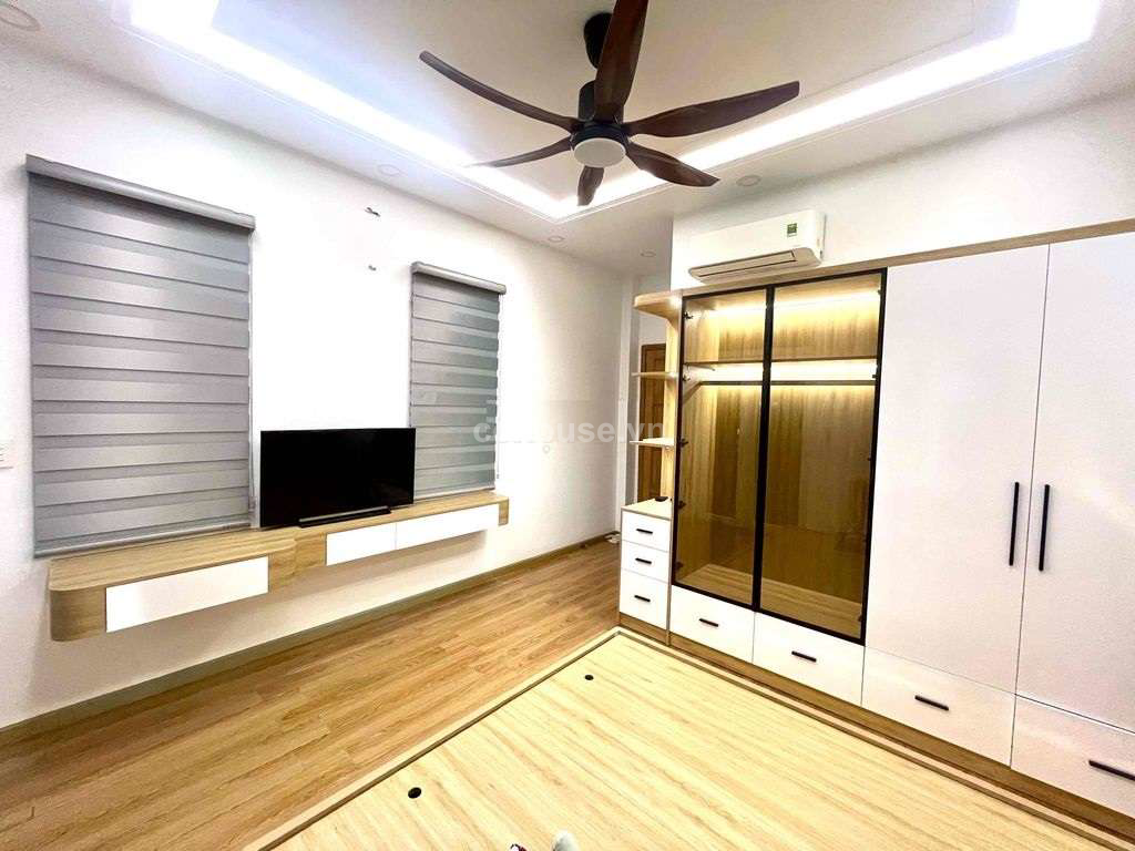 Bán nhà căn góc HXH Phạm Văn Chiêu, P.Thông Tây Hội. DT 4x15m, 5 tầng