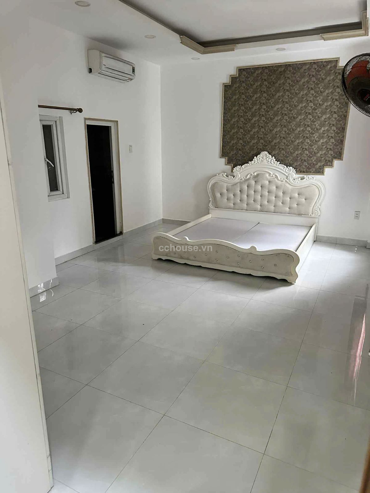 Nhà hẻm 1/ Lê Văn sỹ P.13 .Q.Phú Nhuận