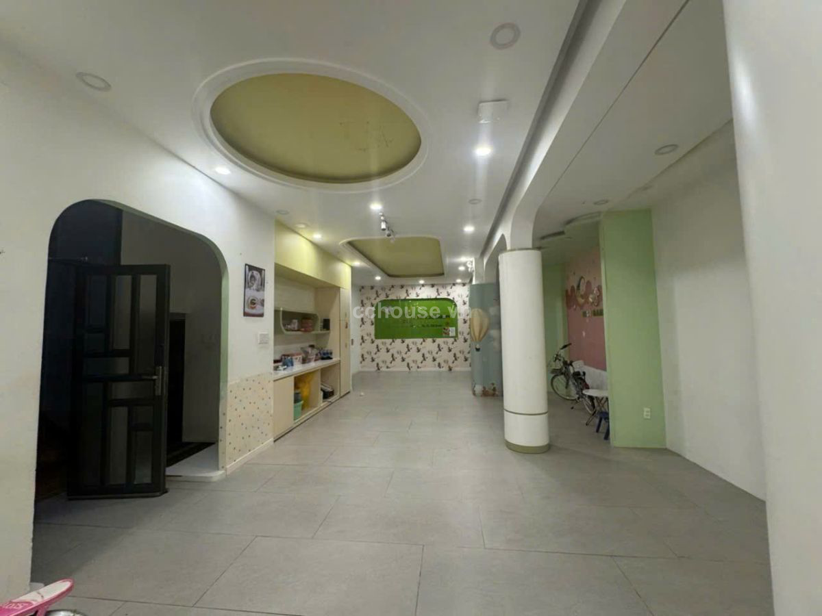 Giảm mạnh chỉ còn 42 tỷ cho Mặt Tiền Kinh Doanh ngang gần 7M . Nở hậu 9.5m