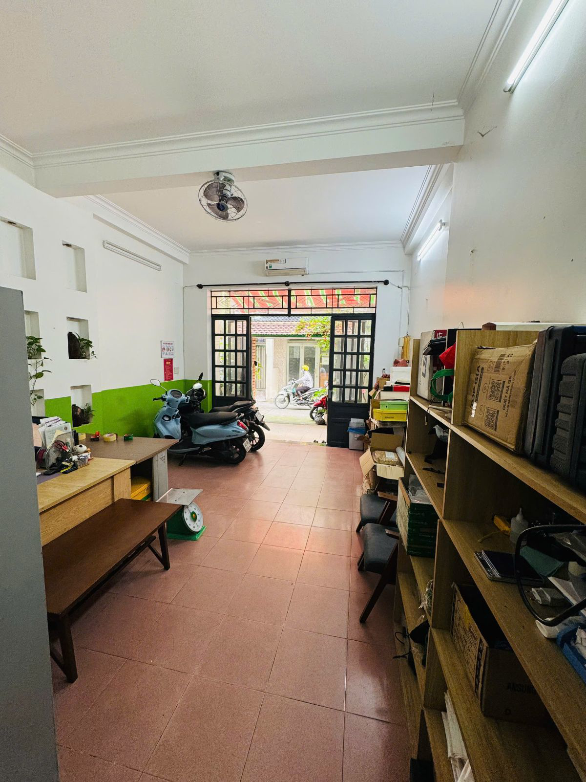 Bán nhà hẻm 6m Bạch Đằng, P.Tân Sơn Hòa. DT 4.5x15.5m, 3 tầng