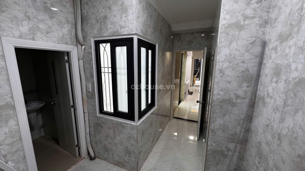 Bán nhà cách MT 20m Thích Quảng Đức, P.Đức Nhuận. DT 3.9x17.2m, 3 tầng