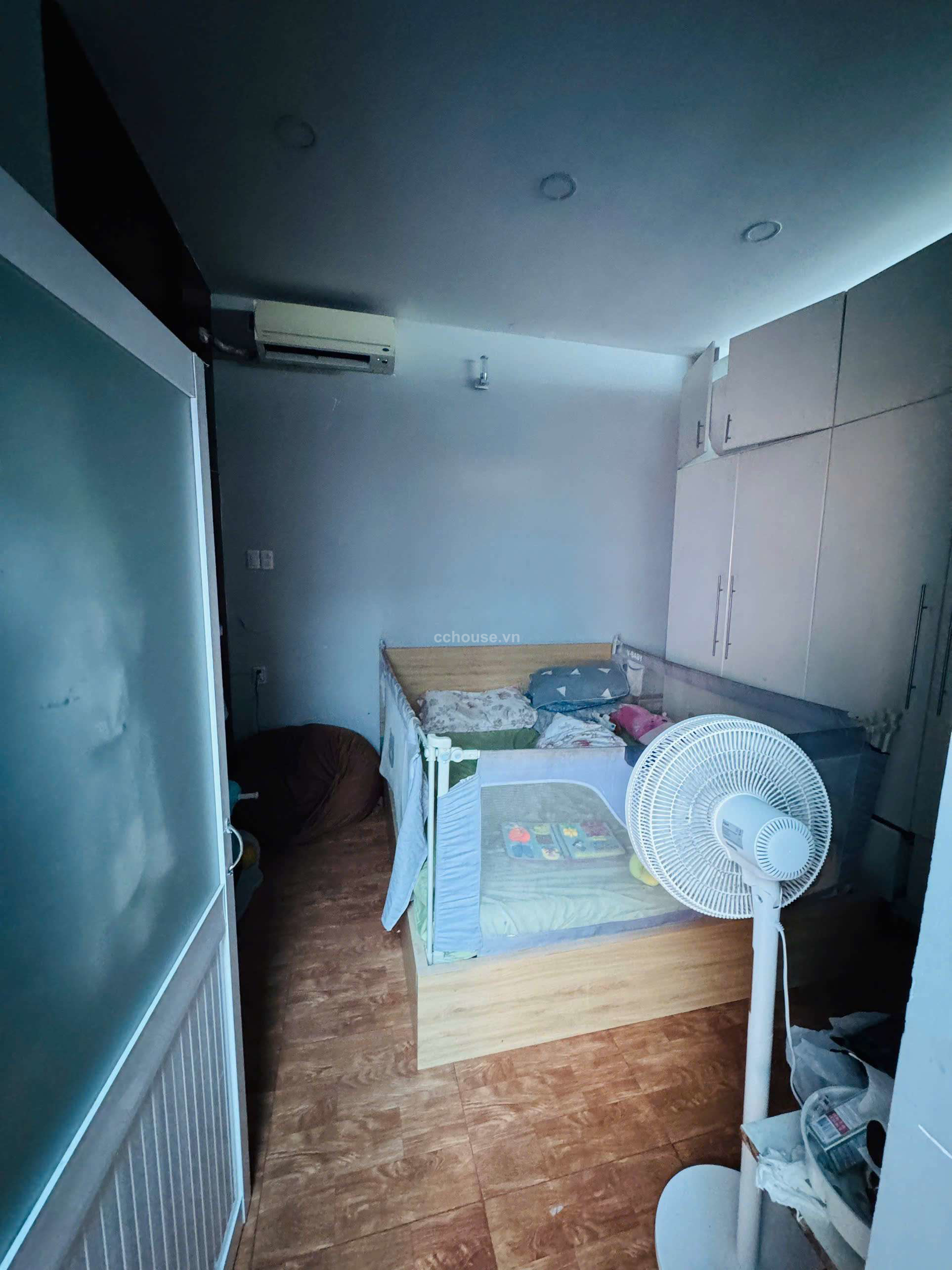 Bán nhà căn góc 2MT hẻm 8m Lạc Long Quân, P.Tân Hòa. DT 4x14m, 6 tầng
