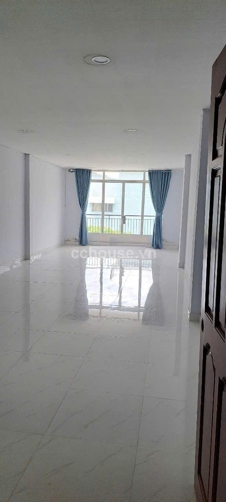 Cho thuê nhà MT Nguyễn Trãi, P.Chợ Lớn. DT 145m2, 4 tầng ST